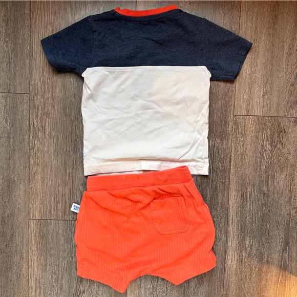 Rugged Butts outfit (shirt and shorts) - Picture 4 of 6